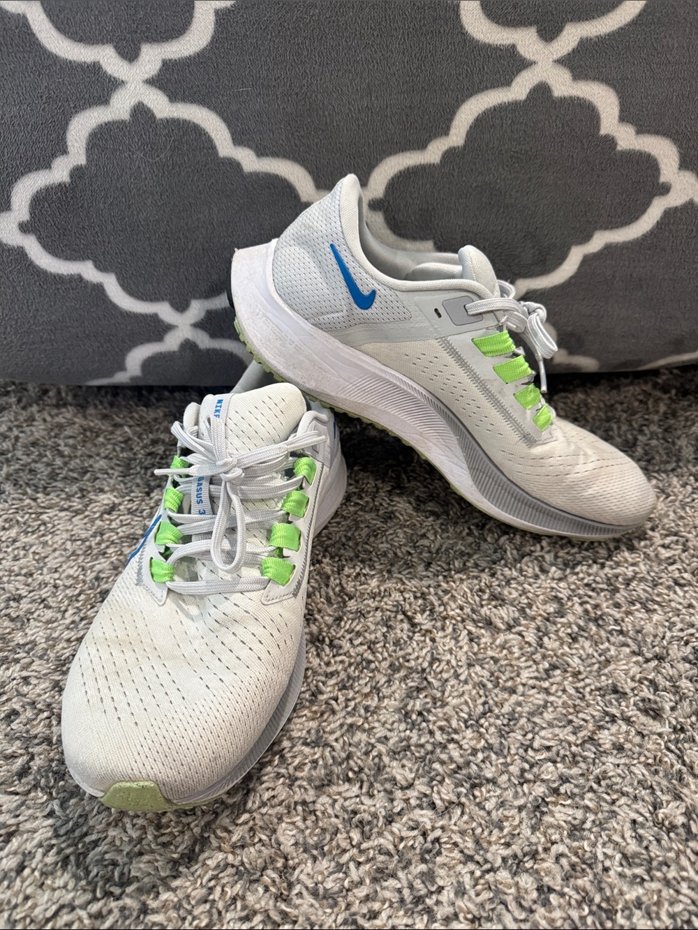 Nike White Mens Air Zoom Pegasus 38